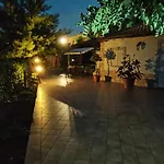 فيلة Sicilian Sunrise Host *