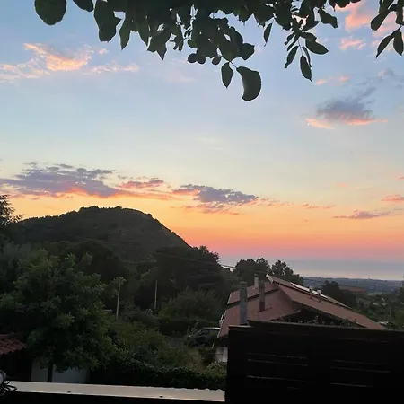 Sicilian Sunrise Host