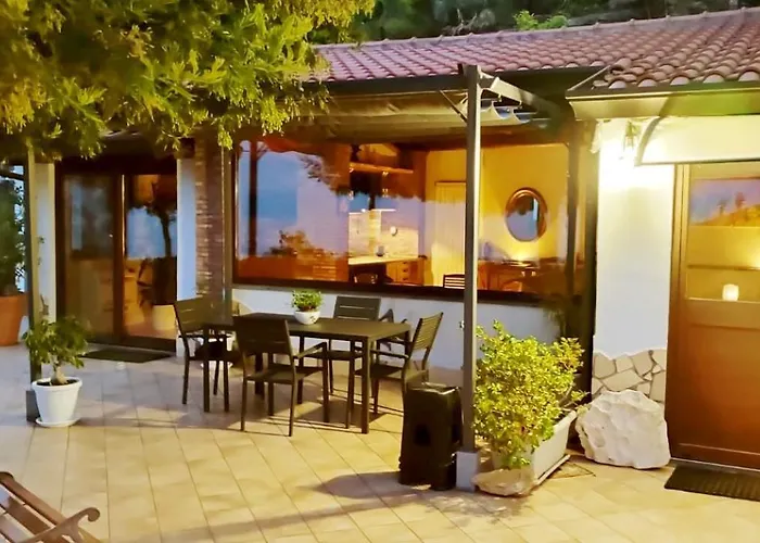 Sicilian Sunrise Host Villa Trecastagni